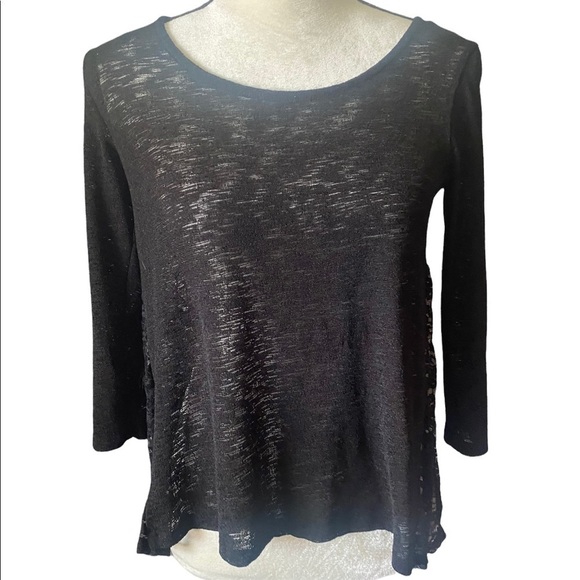 DAYTRIP-BLACK LACE TOP - Picture 1 of 9